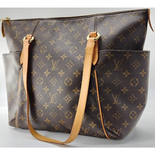 Louis Vuitton Totally MM Monogram Canvas Shoulder Bag in Mint Condition