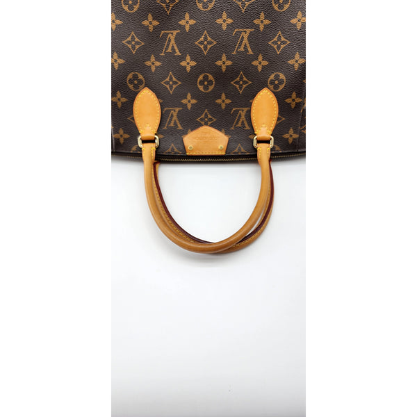 Louis Vuitton Turenne MM Monogram Canvas Shoulder Bag | Excellent Condition
