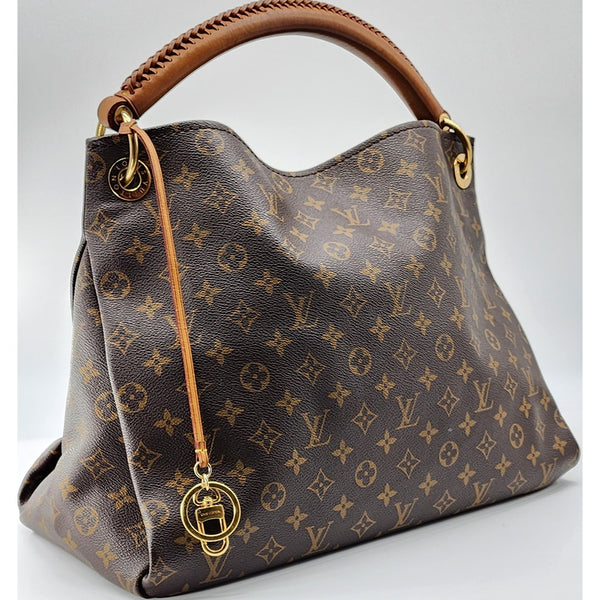 Louis Vuitton Artsy MM Monogram Canvas Hobo Bag in Excellent Condition