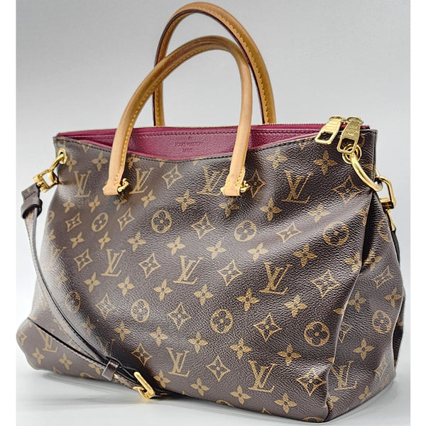 Louis Vuitton Pallas MM Satchel in Monogram Canvas | Excellent Condition