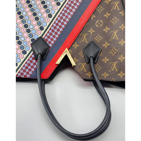 Louis Vuitton Kimono MM Monogram Canvas Bag | Like New Condition