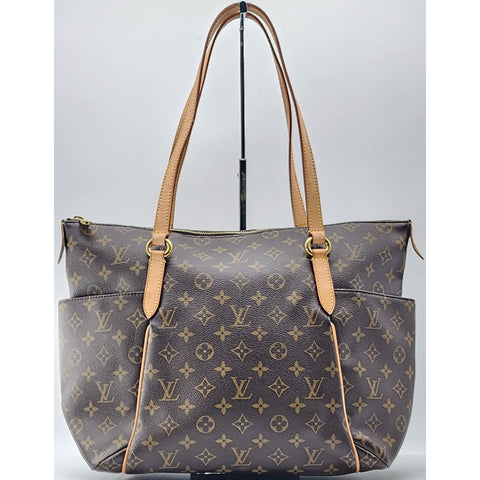 Louis Vuitton Totally MM Monogram Canvas Shoulder Bag in Mint Condition