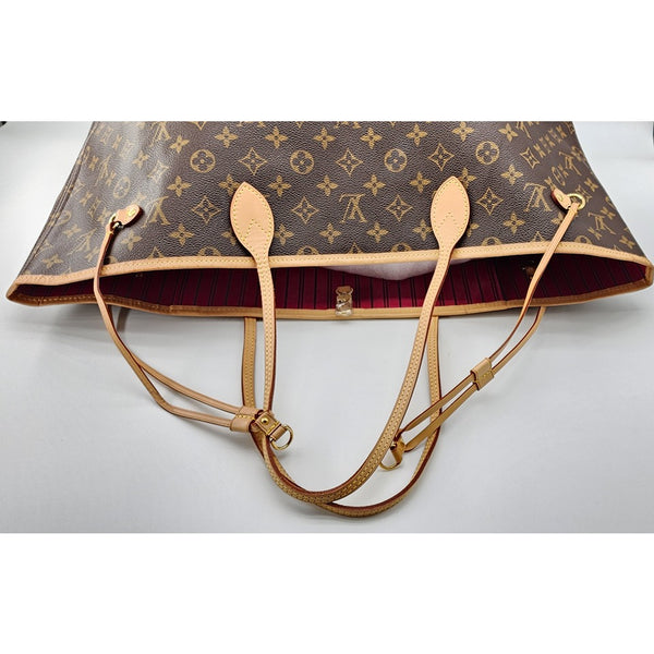 Louis Vuitton Neverfull GM Tote W/Pochette in Monogram Canvas in Mint Condition
