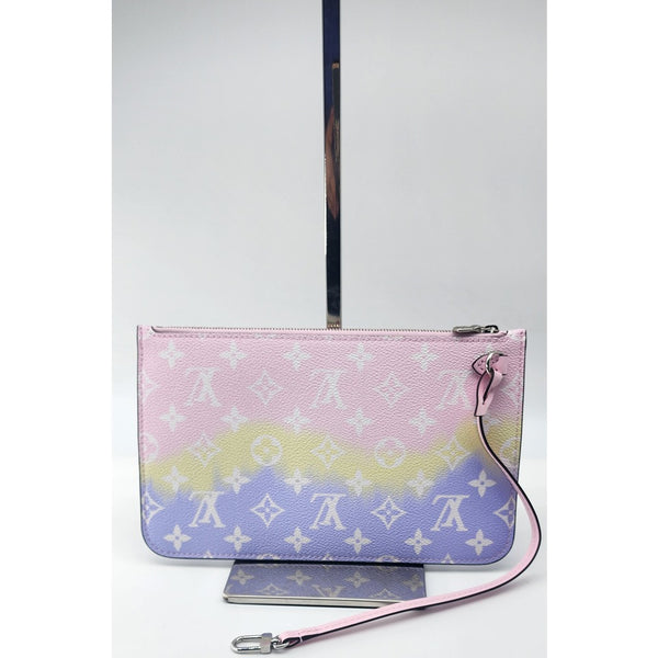Louis Vuitton Escale Pastel Pink Neverfull MM With Pochette In Like New Condition