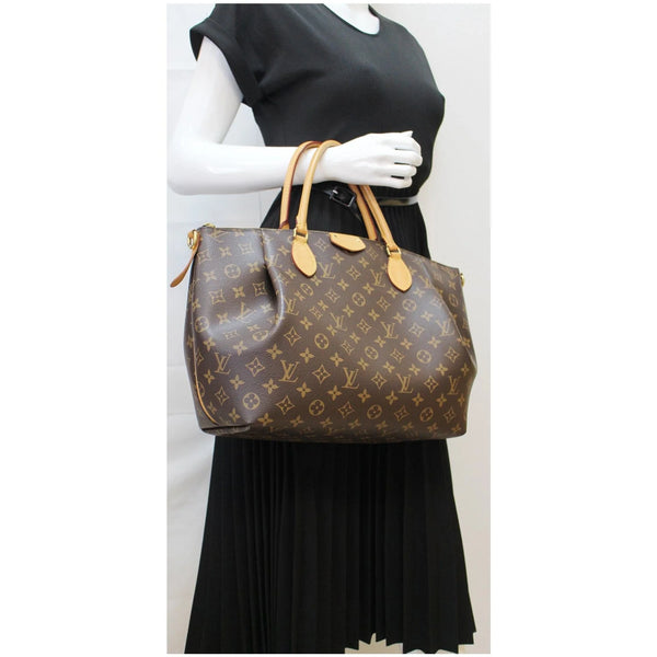 Louis Vuitton Turenne GM Monogram Canvas Shoulder Bag | Excellent Condition