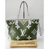 Louis Vuitton Neverfull MM Tote in Monogram Canvas | Like New Condition