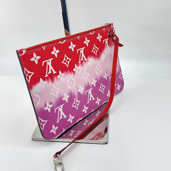 Louis Vuitton Escale Neverfull Pochette In Like New Condition