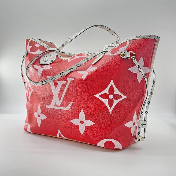 Louis Vuitton Monogram Giant MM Tote With Pochette In Like New Condition