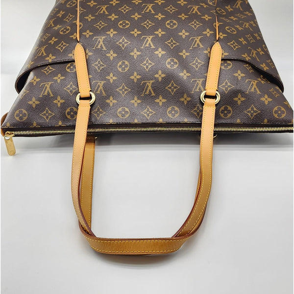 Louis Vuitton Totally GM Monogram Canvas Shoulder Bag in Mint Condition