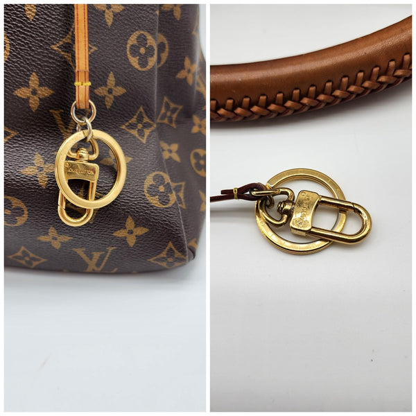 Louis Vuitton Artsy MM Monogram Canvas Hobo Bag in Excellent Condition