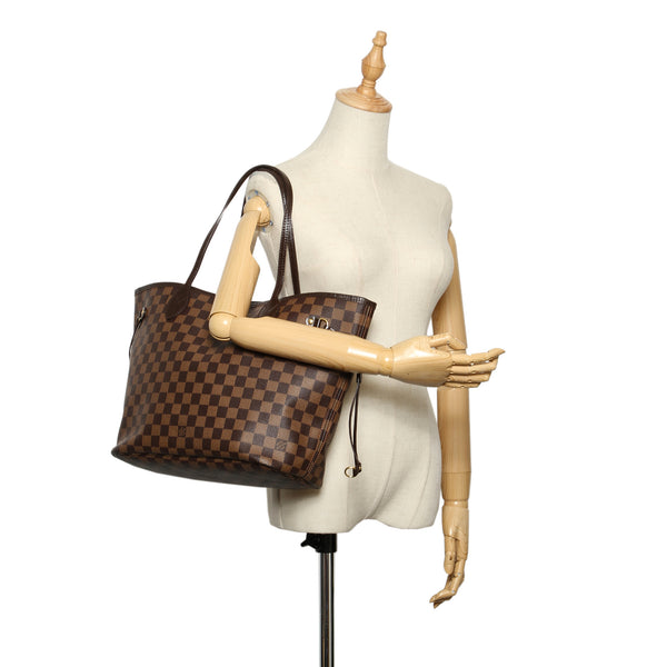 Louis Vuitton Damier Ebene Neverfull MM