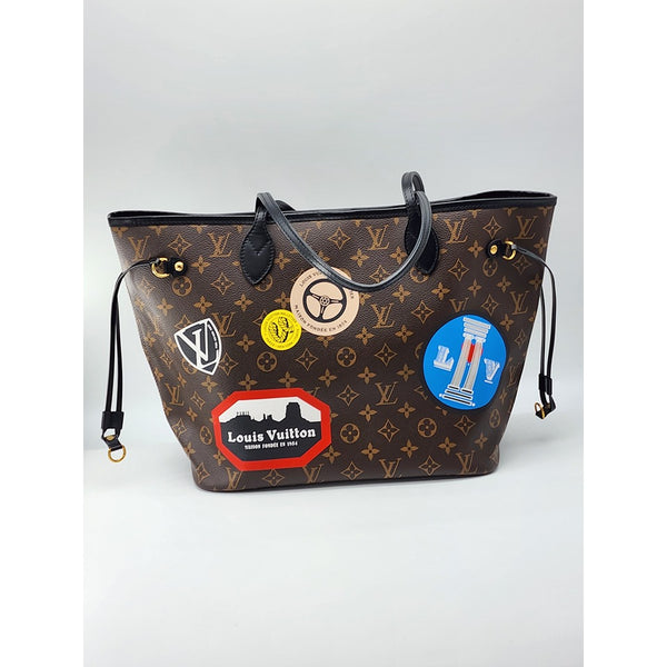 Louis Vuitton Neverfull MY LV WORLD TOUR MM Tote w/Pochette in Monogram Canvas