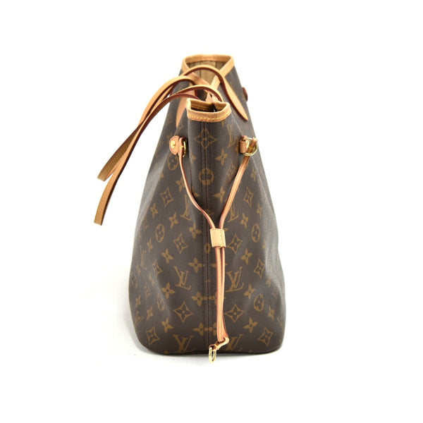 Louis Vuitton Neverfull MM Monogram Canvas Shoulder Tote Bag