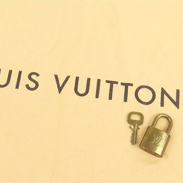 Louis Vuitton Damier Ebene Greenwich PM