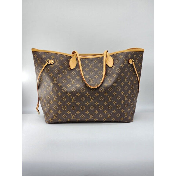 Louis Vuitton Neverfull GM Tote W/Pochette in Monogram Canvas in Mint Condition