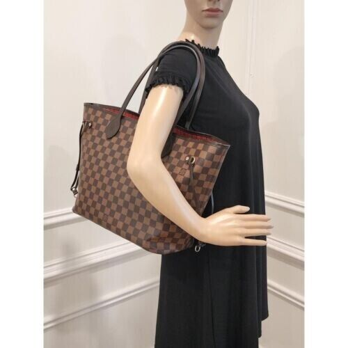 Louis Vuitton Neverfull MM Tote in Damier Ebene in Mint Condition