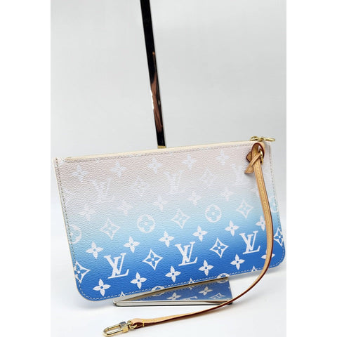 Louis Vuitton Neverfull MM Pochette in Multicolor Special Edition Monogram Canvas | Like New Condition