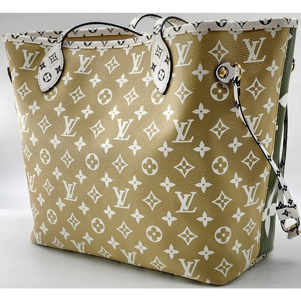 Louis Vuitton Neverfull MM Tote in Monogram Canvas | Like New Condition