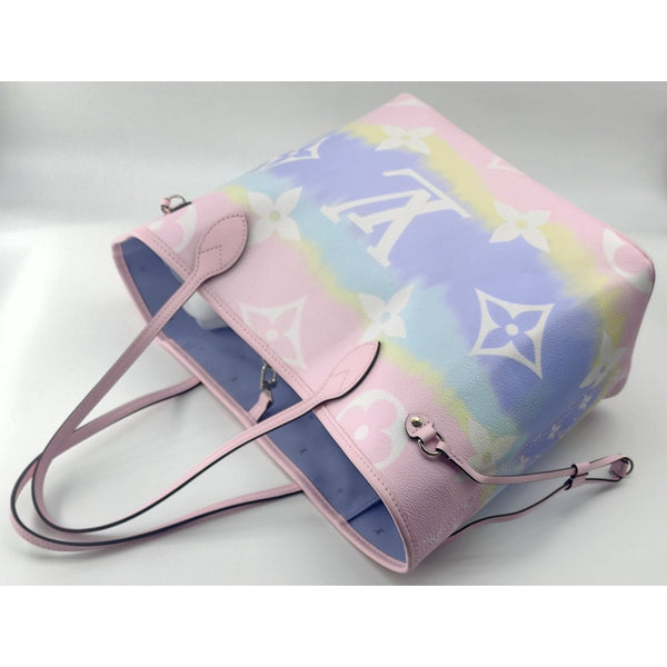 Louis Vuitton Escale Pastel Pink Neverfull MM Without Pochette In Like New Condition
