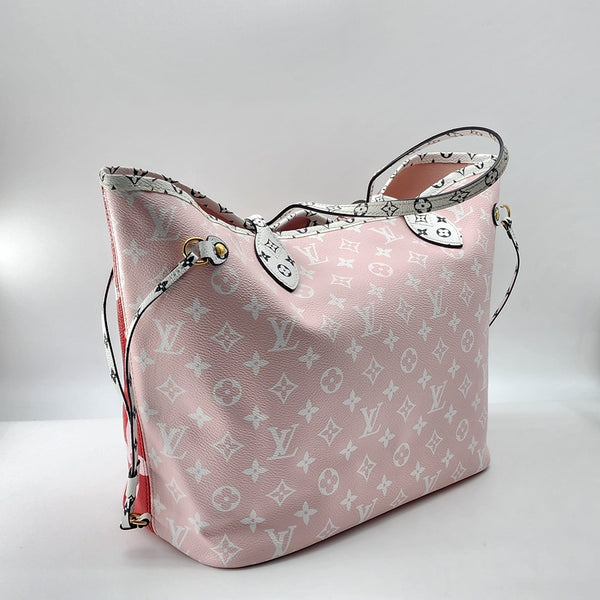 Louis Vuitton Monogram Giant MM Tote With Pochette In Like New Condition
