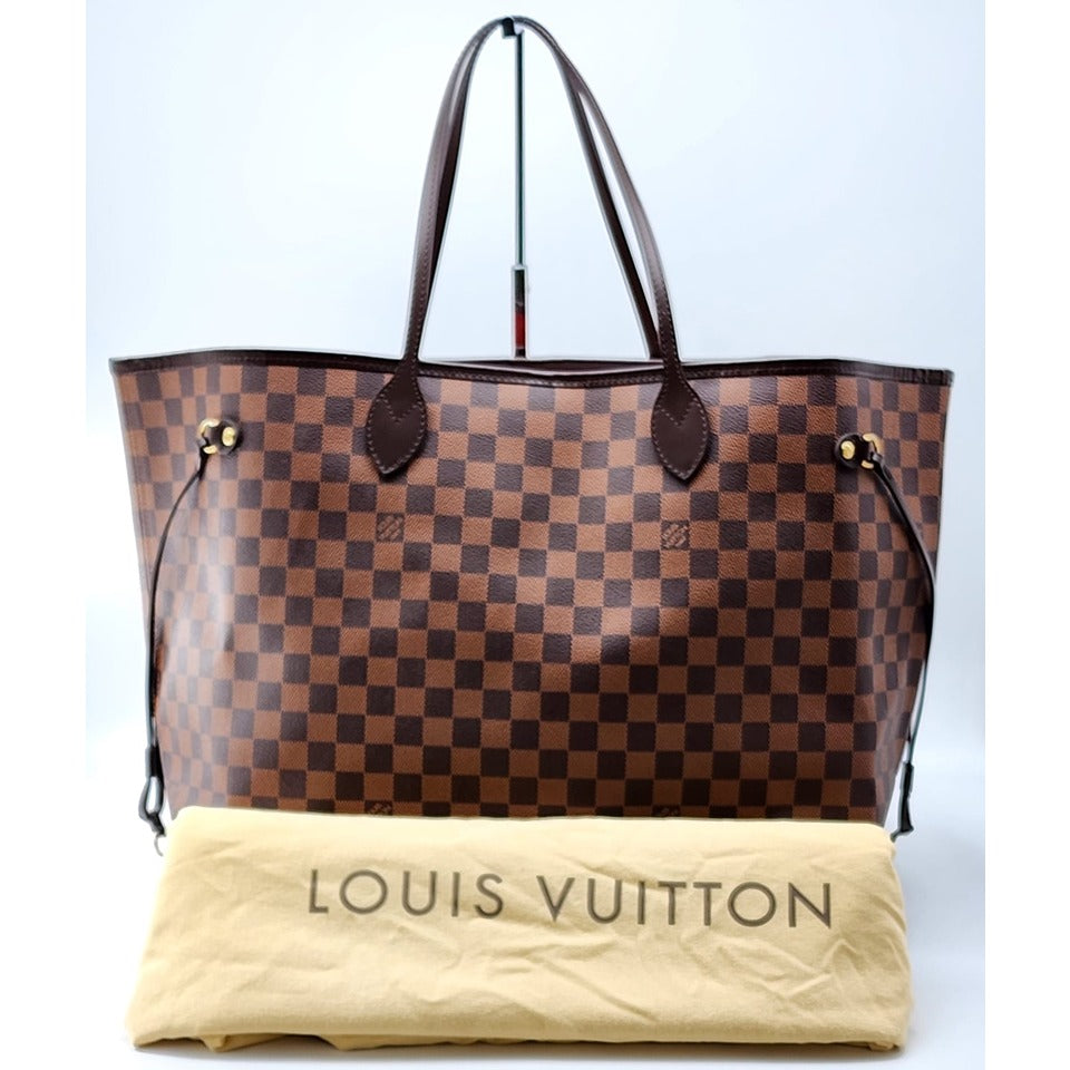 LOUIS VUITTON Damier Neverfull GM Tote And Wallet Set!