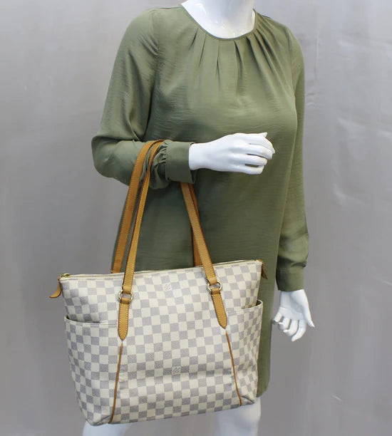 Louis Vuitton Totally MM Shoulder Bag in Damier Azur Canvas | Mint Condition