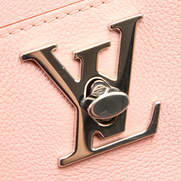 Louis Vuitton Lockmeto